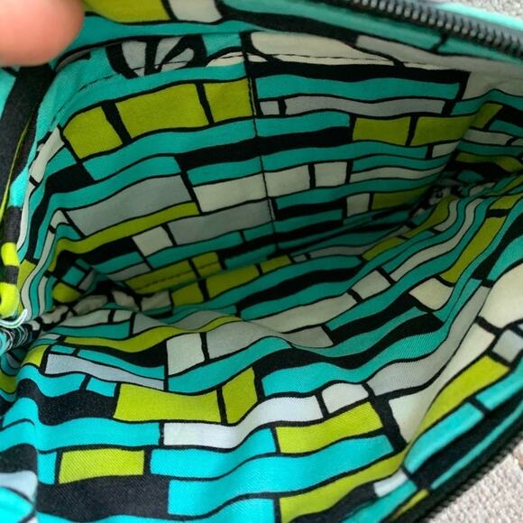 Vera Bradley Island Blooms Crossbody Purse Tropical Print Cross Body - Picture 4 of 5